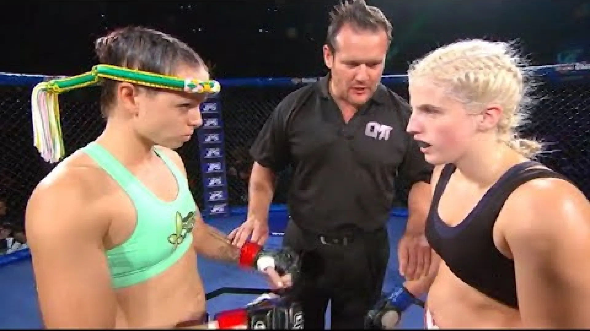 Sam Brown vs Demi McNamara (Fight Video)