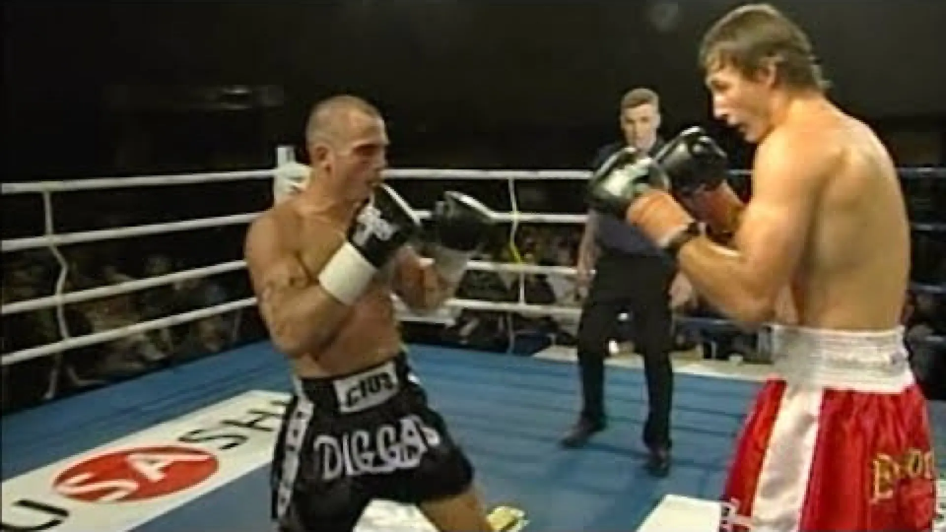 Warren Elson vs Shannon Forrester  (Fight Video)