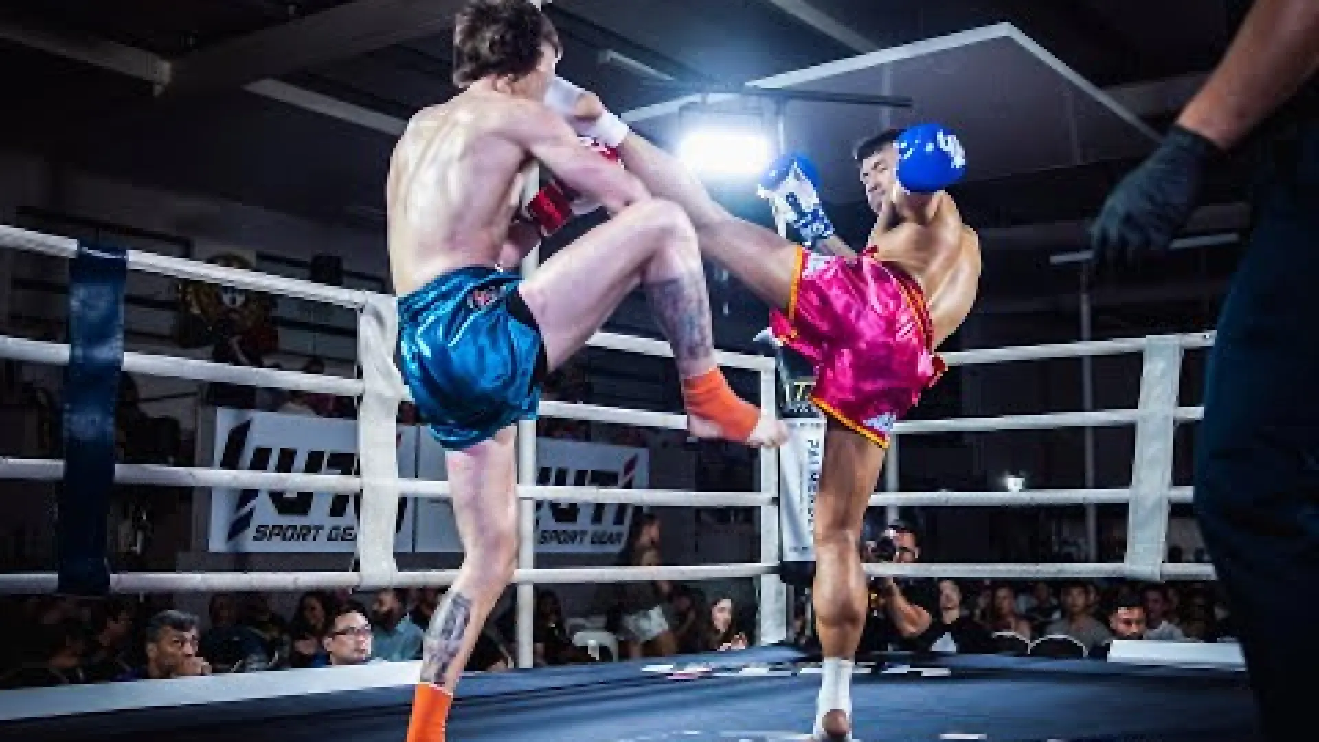 Ben Bellfield vs Reiland Hipolito (Fight Video)