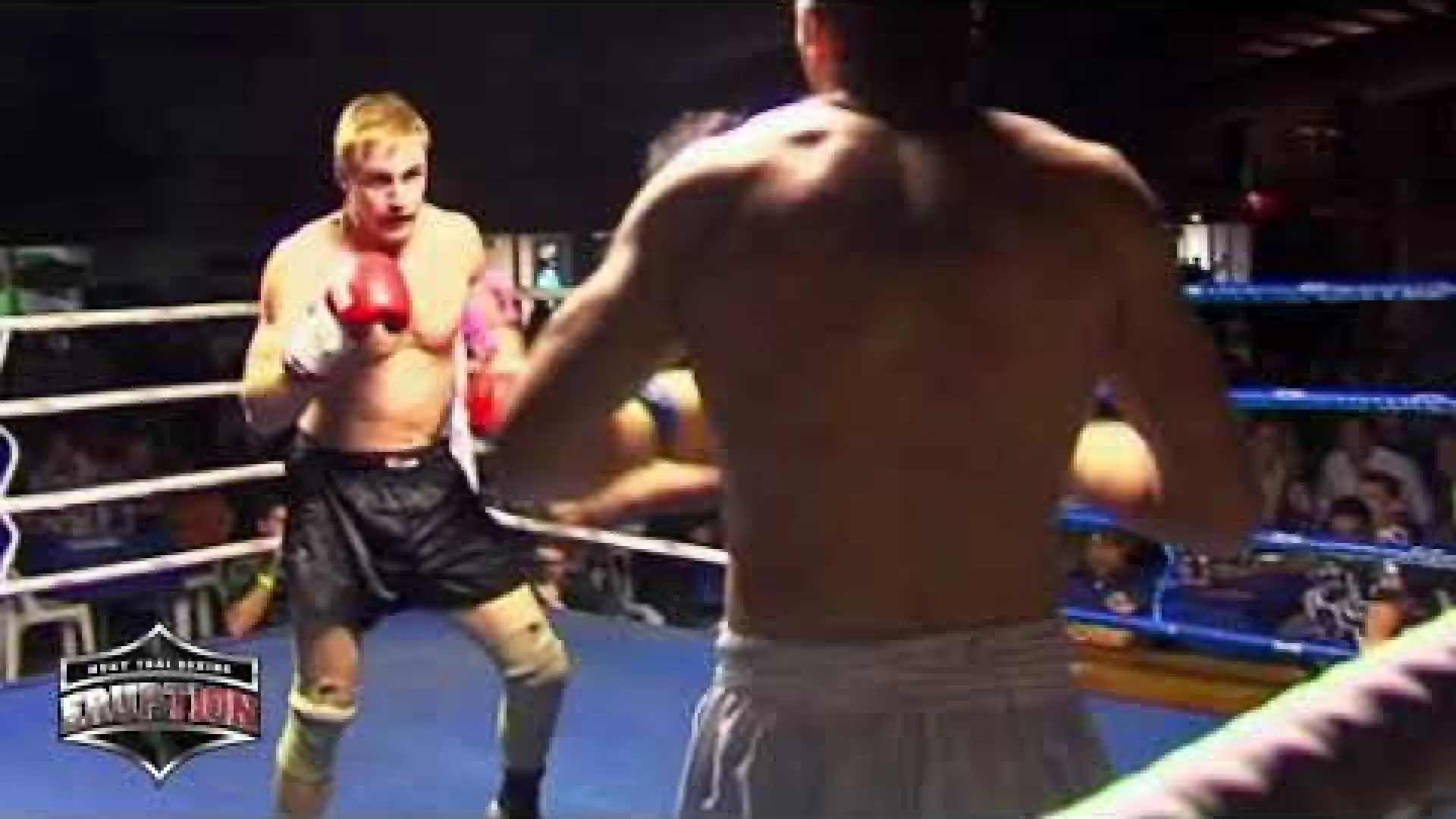 Chris Johnston vs Daniel Jones (Fight Video)