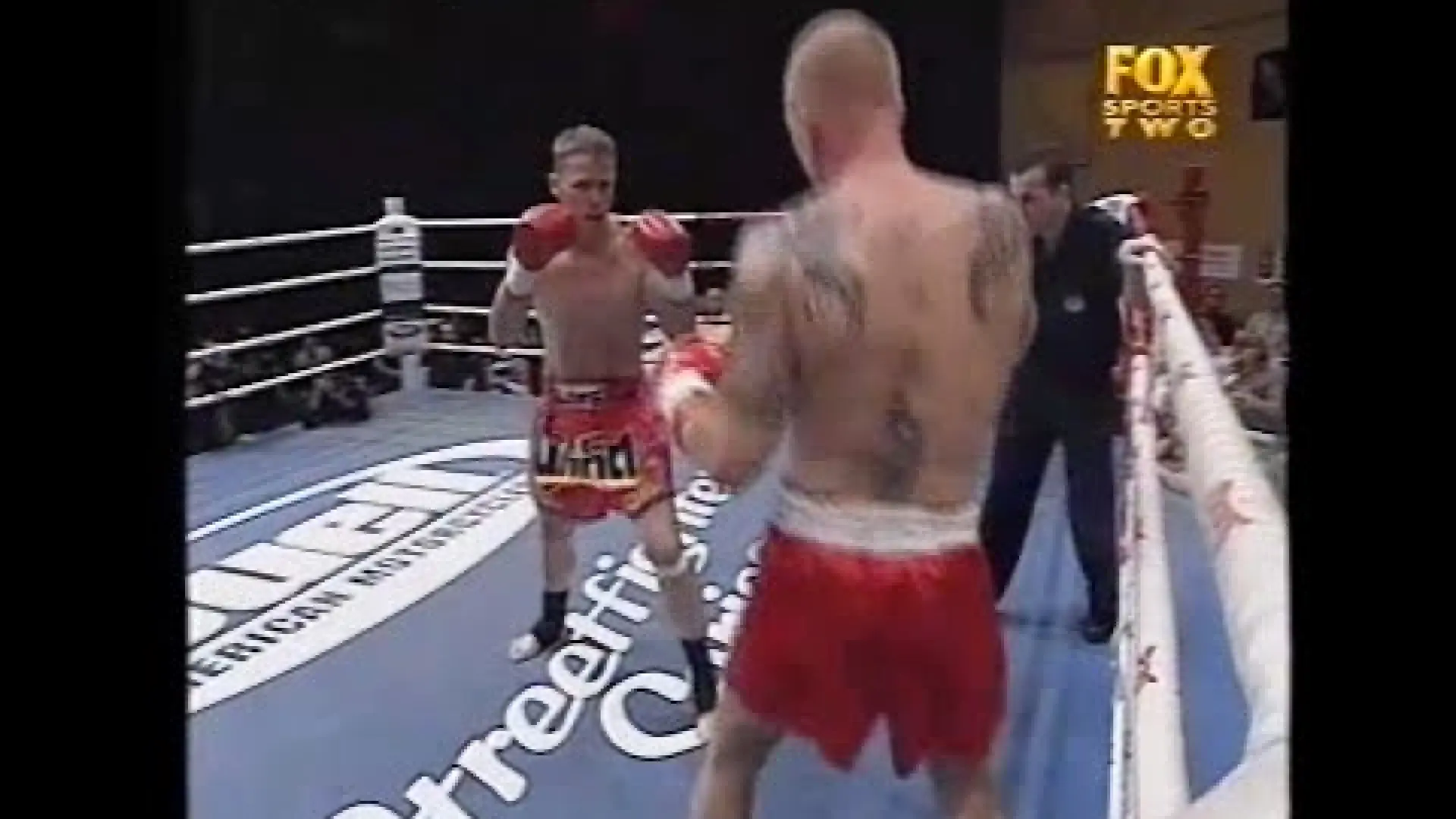 Scott Bannan vs Eric Sitpholek (Fight Video)