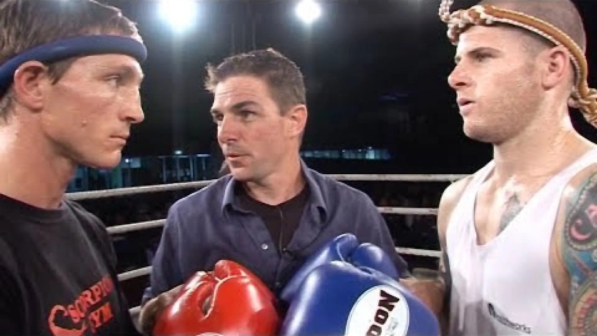 Brett Whitton vs Steven Richards (Fight Video)