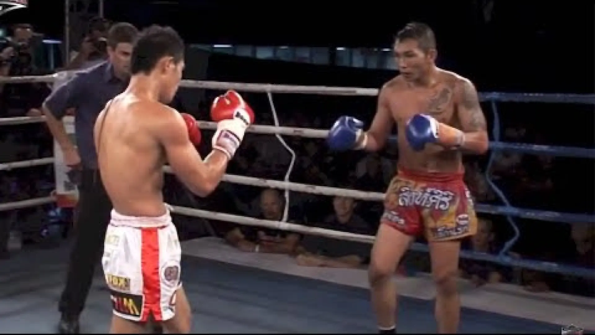 Sing Siri vs Ghot Surnoi (Fight Video)