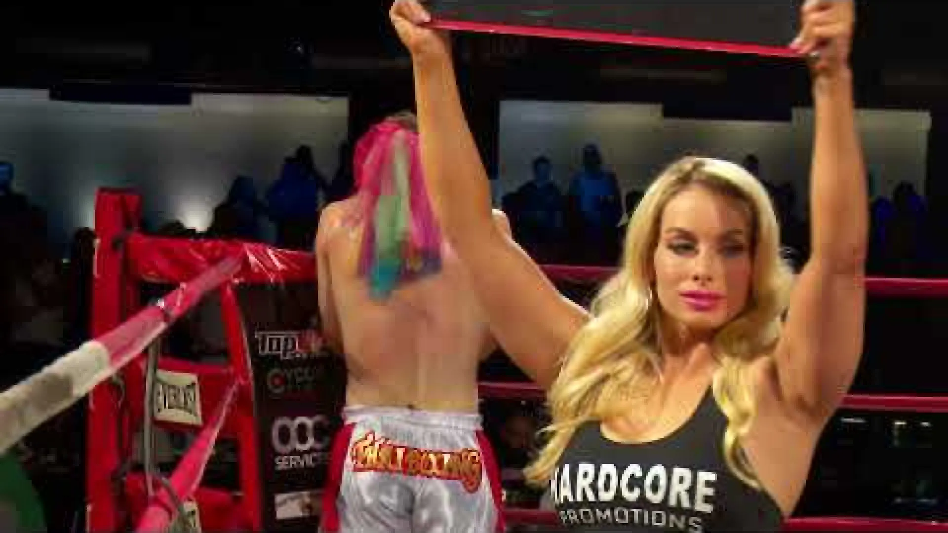 Andoni Uhlia vs Tom Moroney (Fight Video)