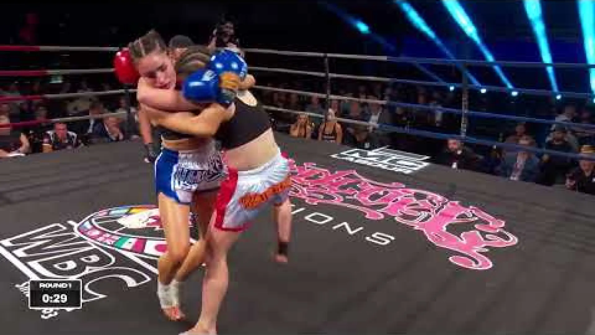 Erin Harberger vs Michelle Russell (Fight Video)