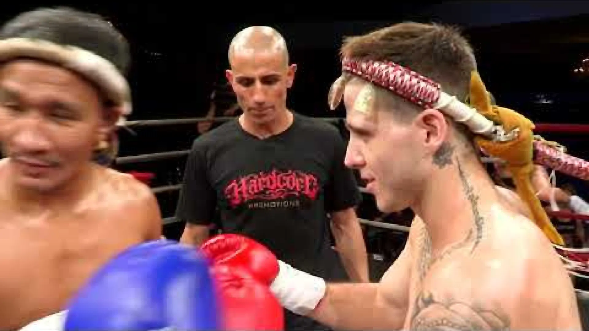Isaac Tomlinson vs Fahsatan Kor.Sapaotong (Fight Video)