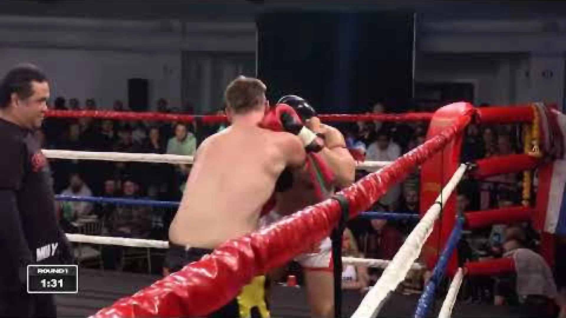 Hayden Brooker vs Gun Banlusin (Fight Video)