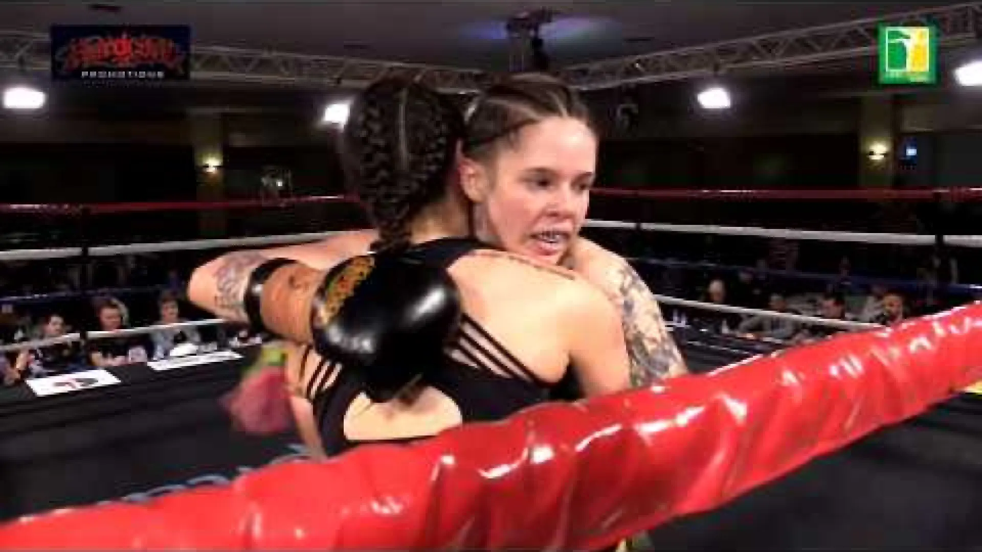 Tiffany Lam vs Tamika Di Casere (Fight Video)