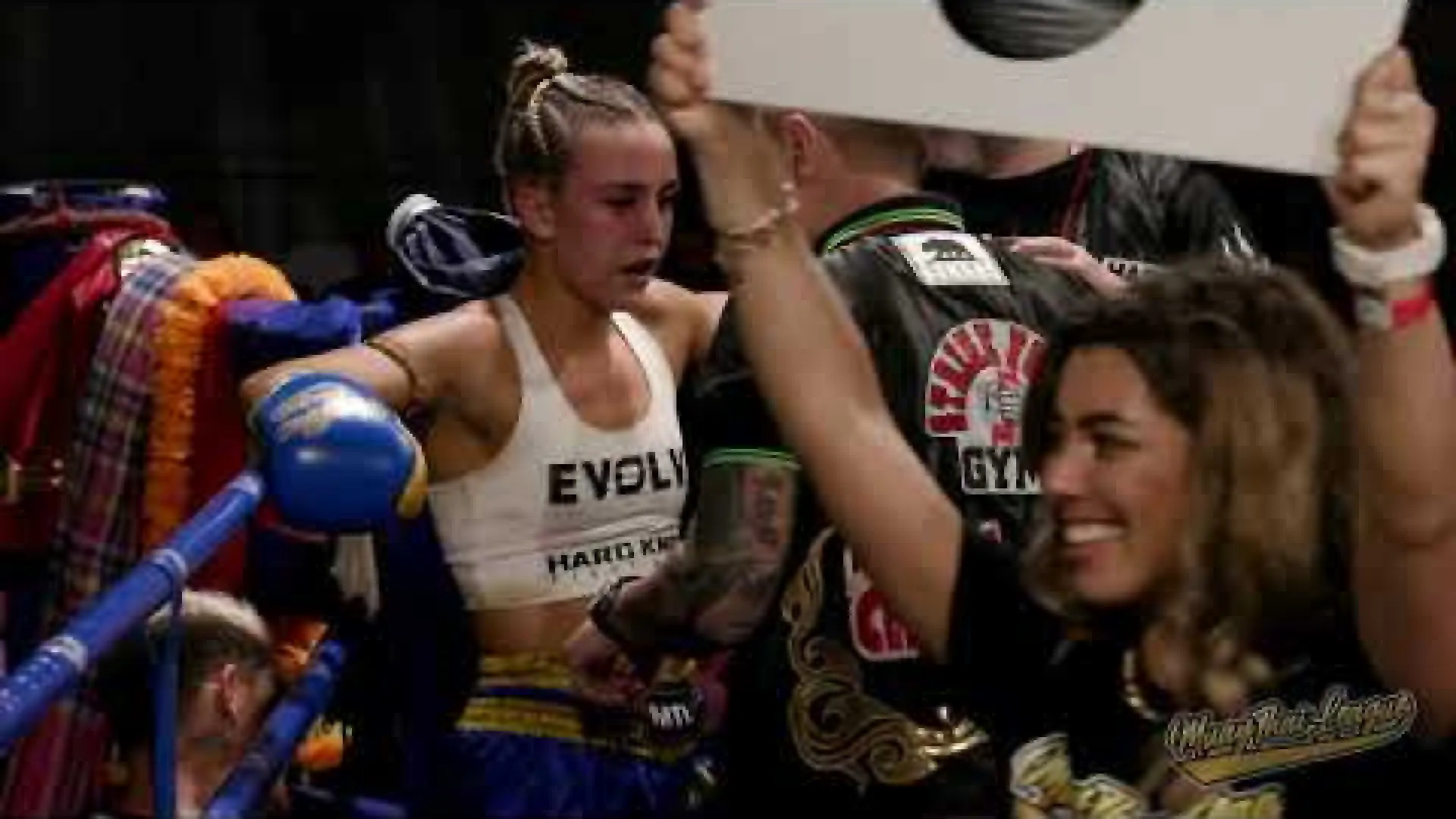 Nathalie Pavlides vs Nicole Banney (Fight Video)
