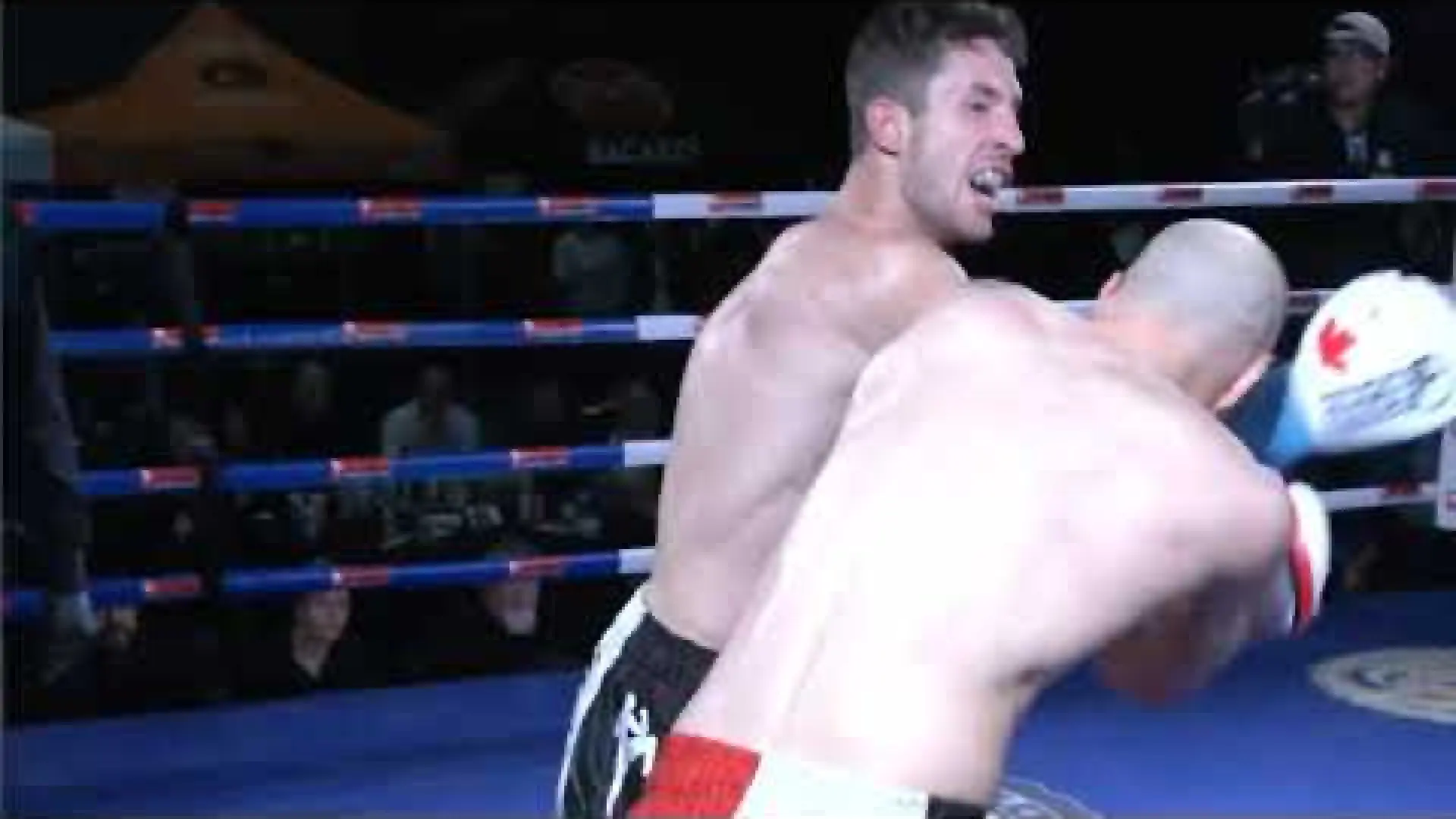 Lance Dixon vs Kyle Messenger (Fight Video)
