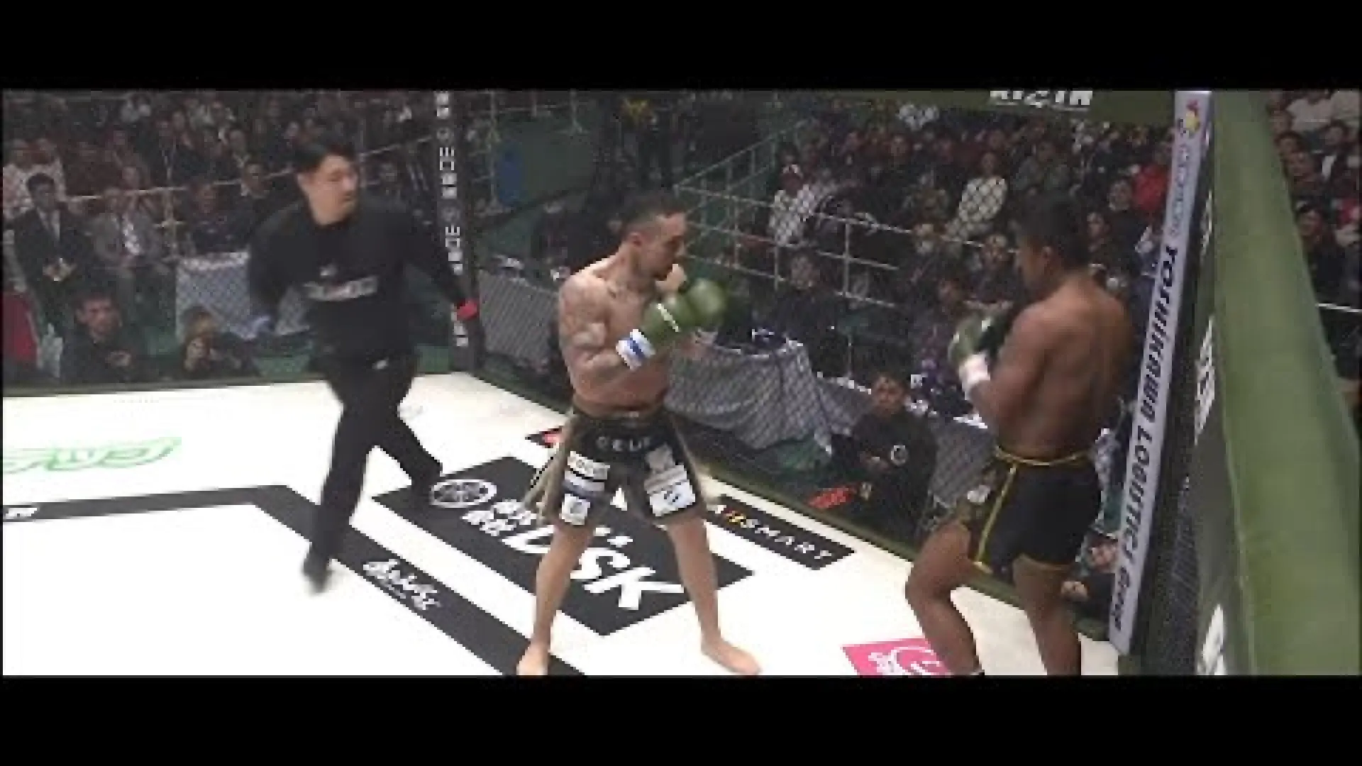 Buakaw Banchamek vs Minoru Kimura (Fight Video)