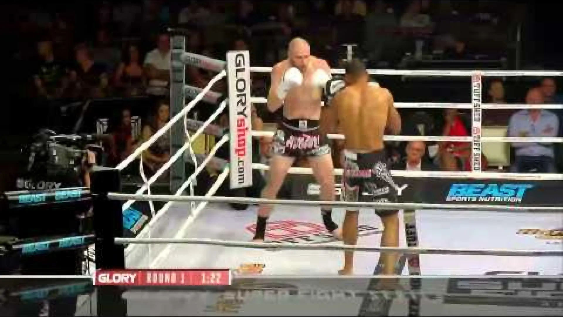 Matt Baker vs Edward Hyman (Fight Video)
