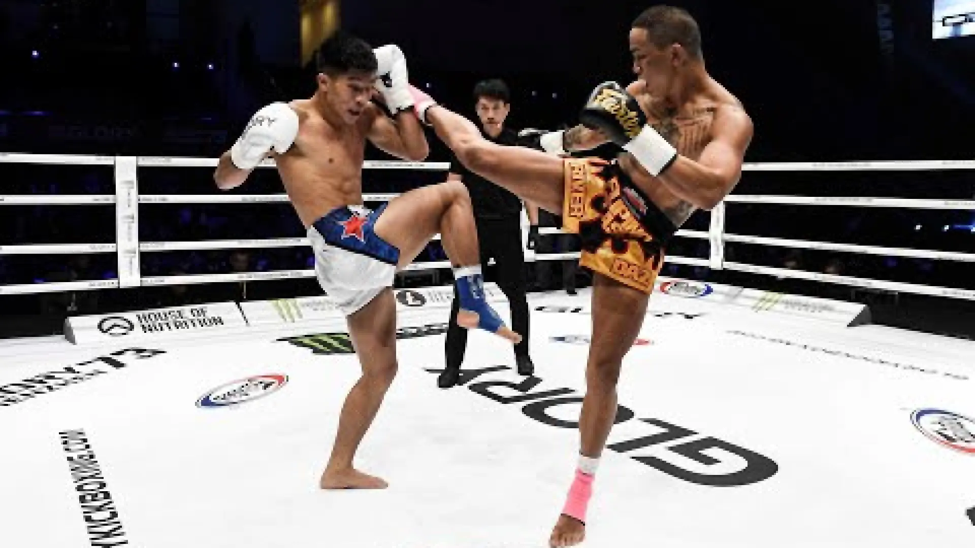 River Daz vs Hu Binqian (Fight Video)