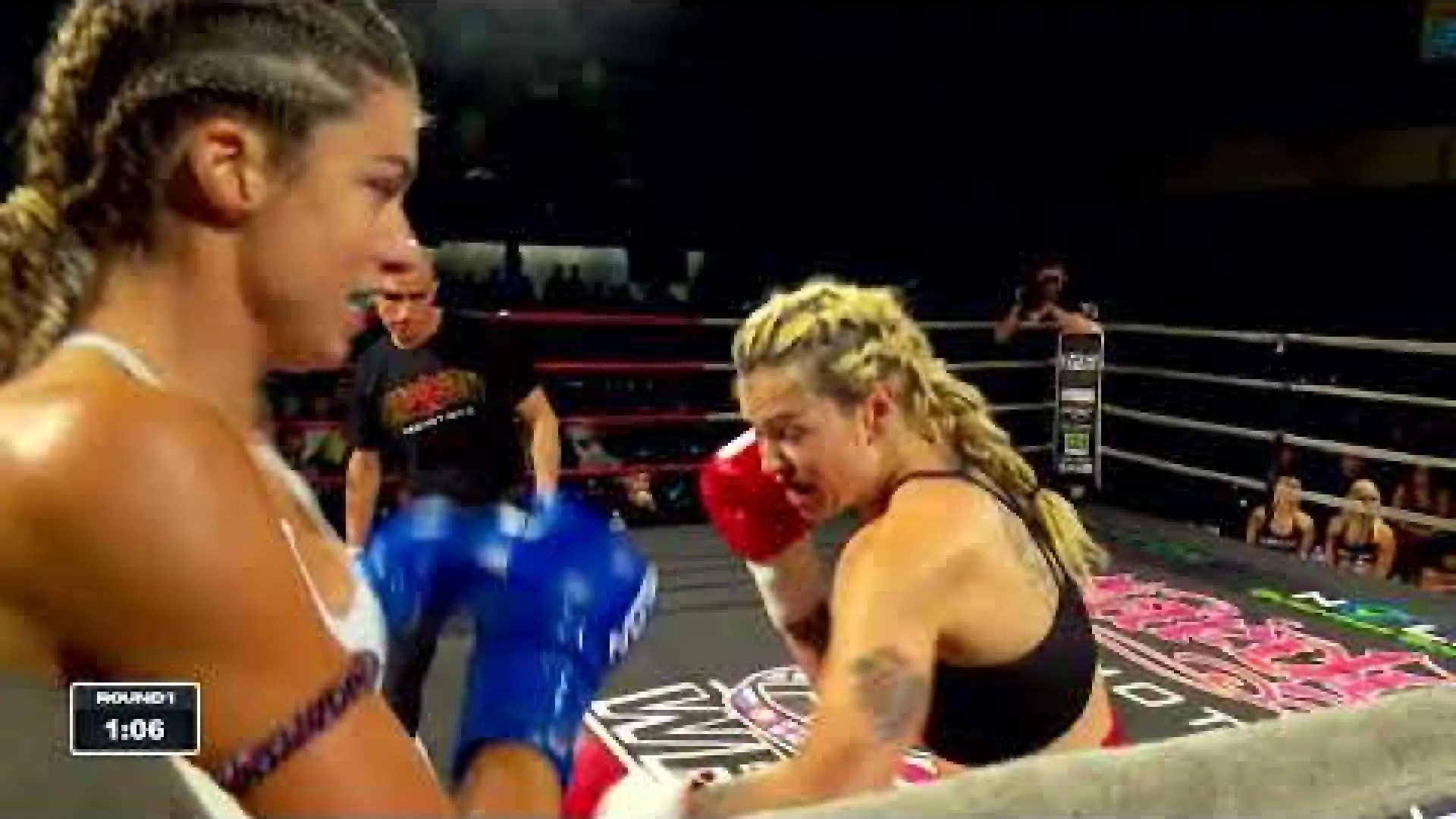 Paris Rose vs Lola Nioraud (Fight Video)