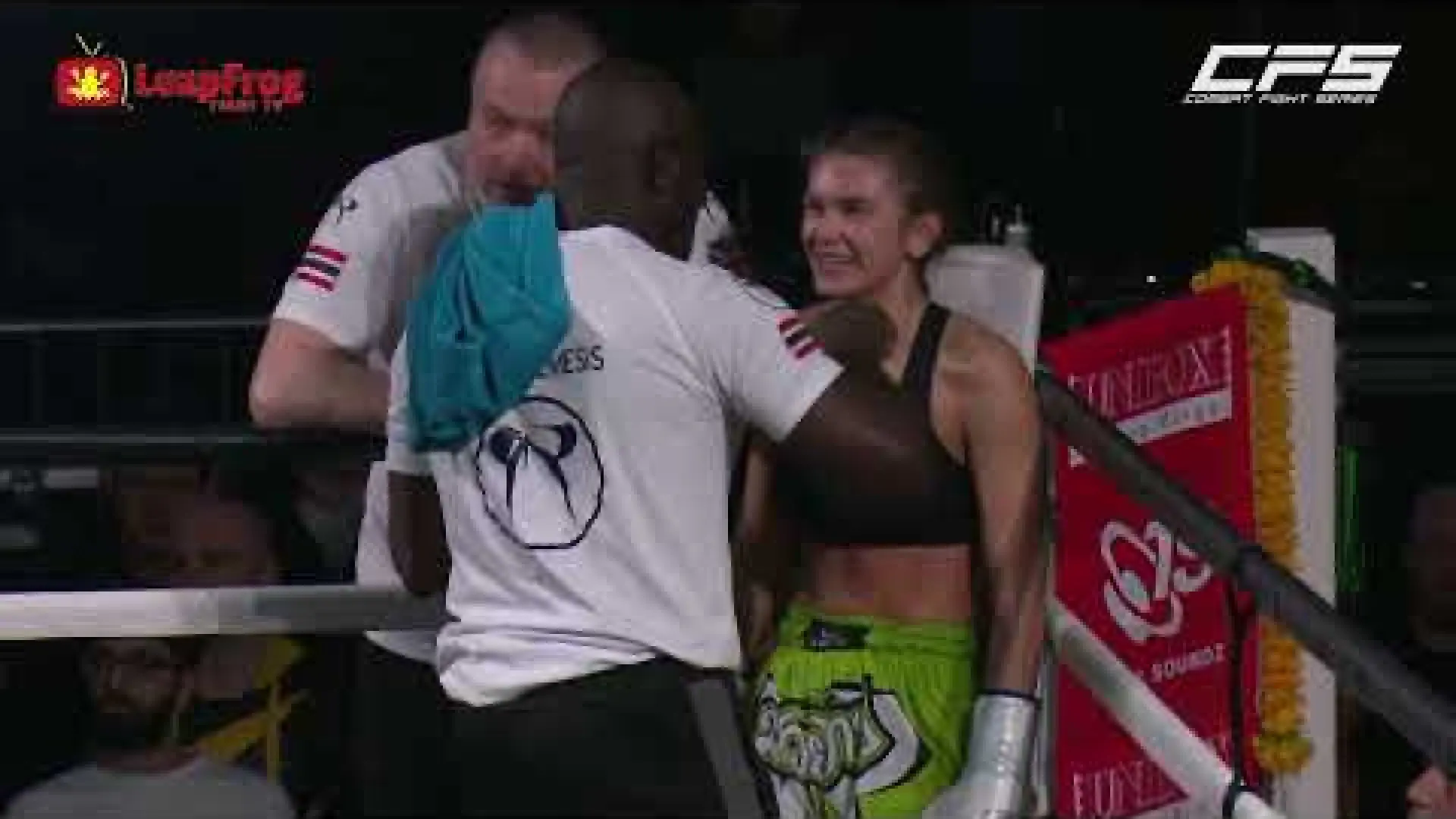 Phoebe Ilott vs Lara Drondoski (Fight Video)