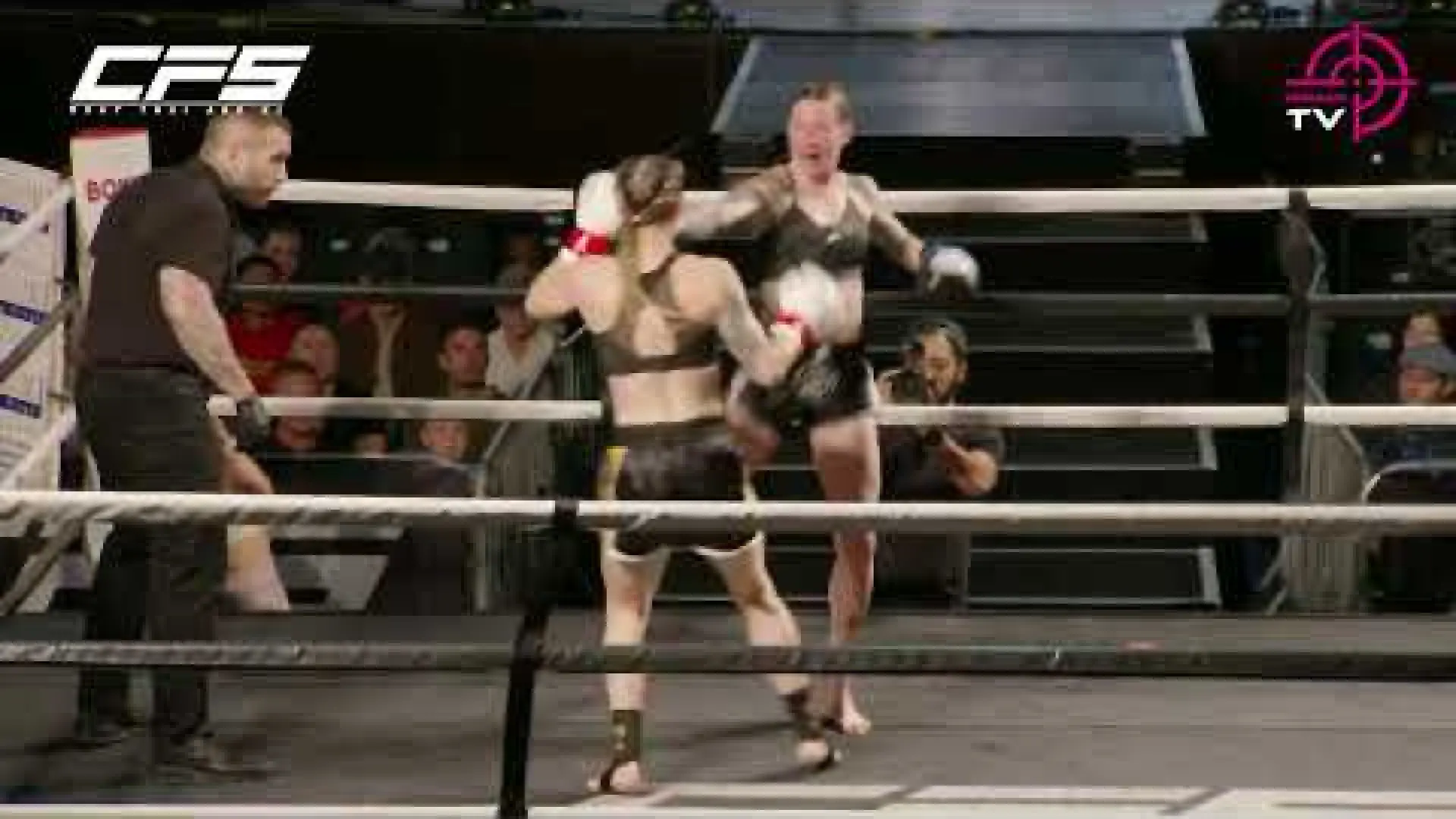 Celia Isobel vs Victoria Smith (Fight Video)
