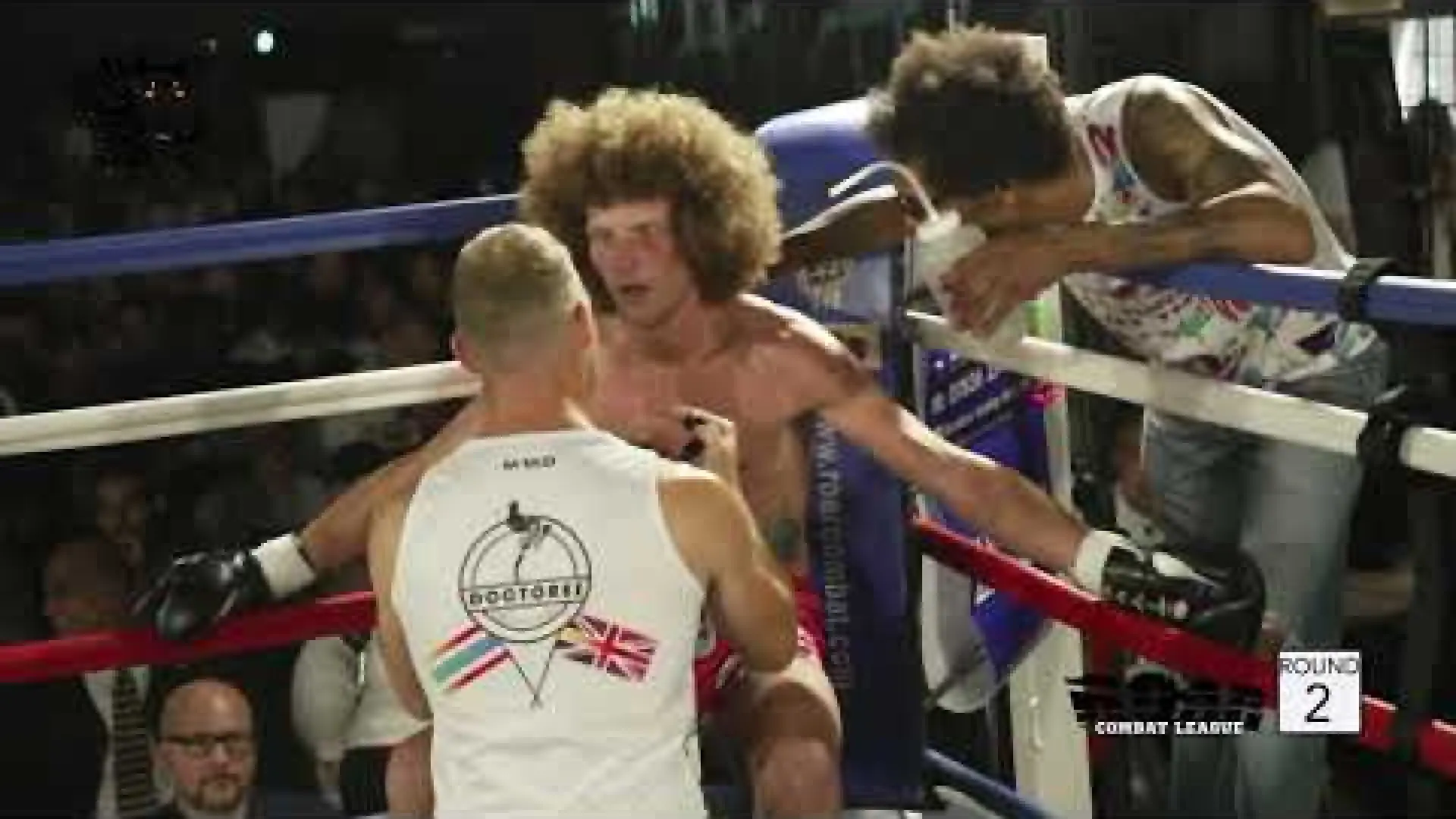 Jake Henwood vs Scott McQuillan (Fight Video)
