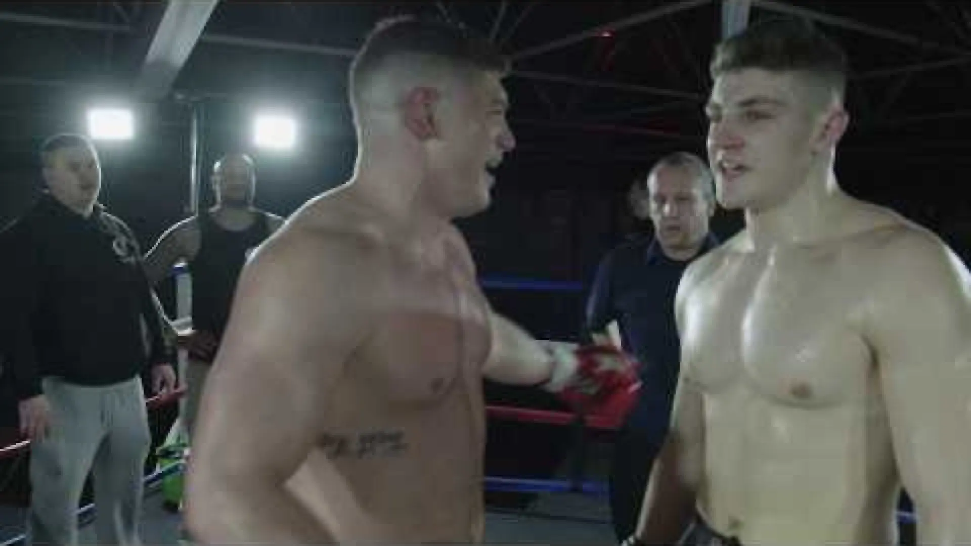 Billy Fletcher vs Tom Watson (Fight Video)