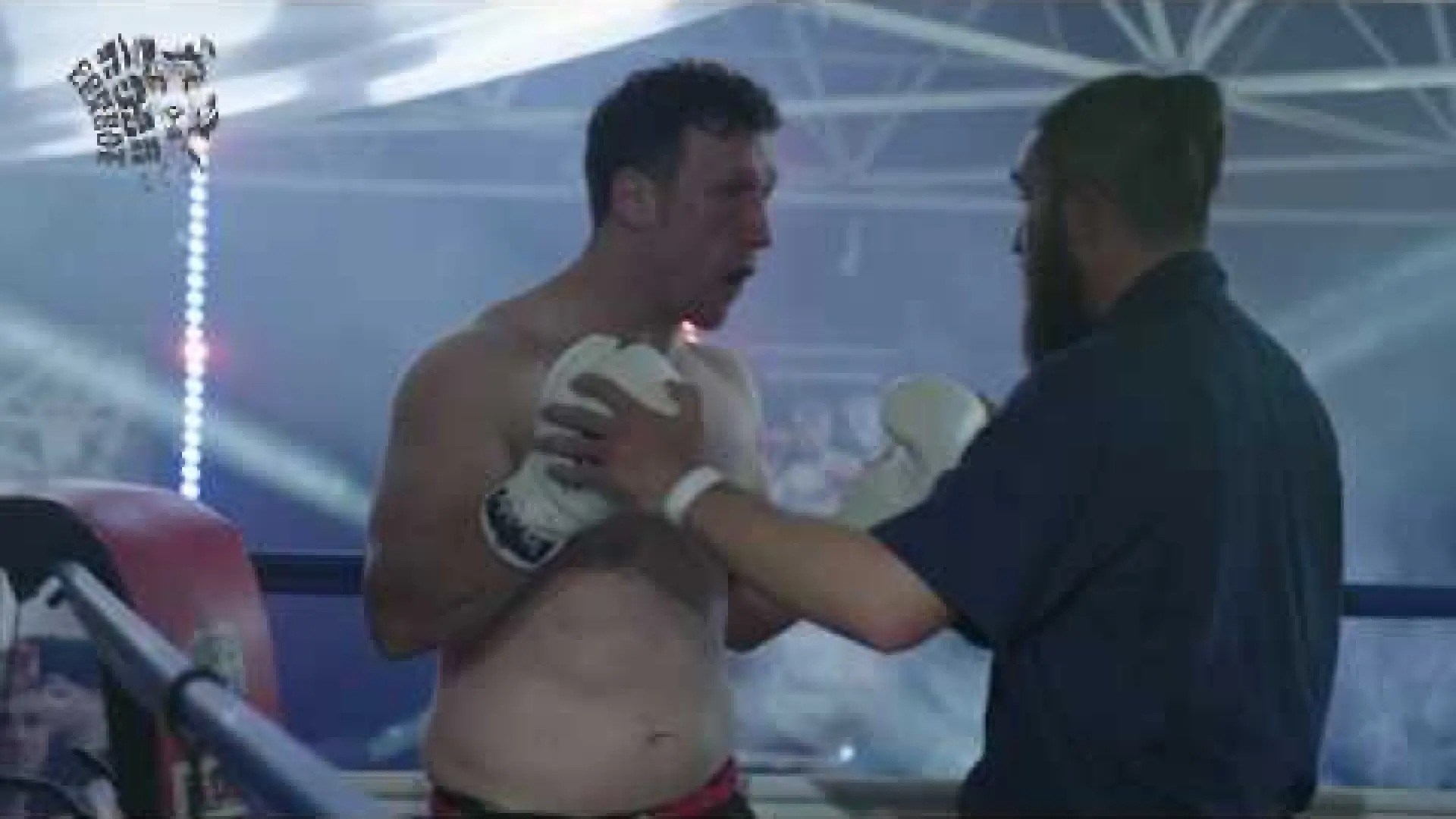 Tom Watson vs Gareth Haynes (Fight Video)