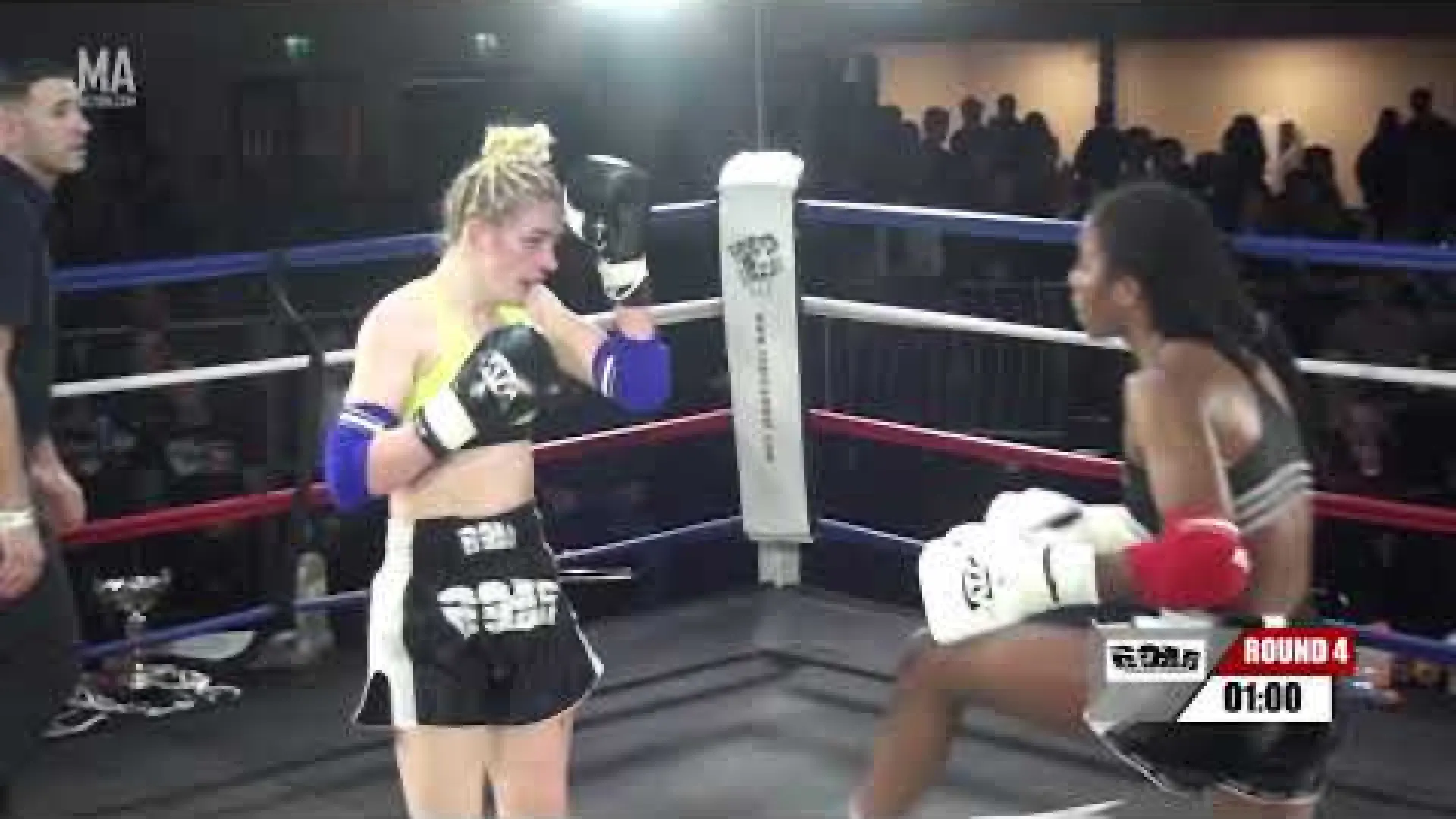 Sammy Luxton vs Shanelle Dyer (Fight Video)