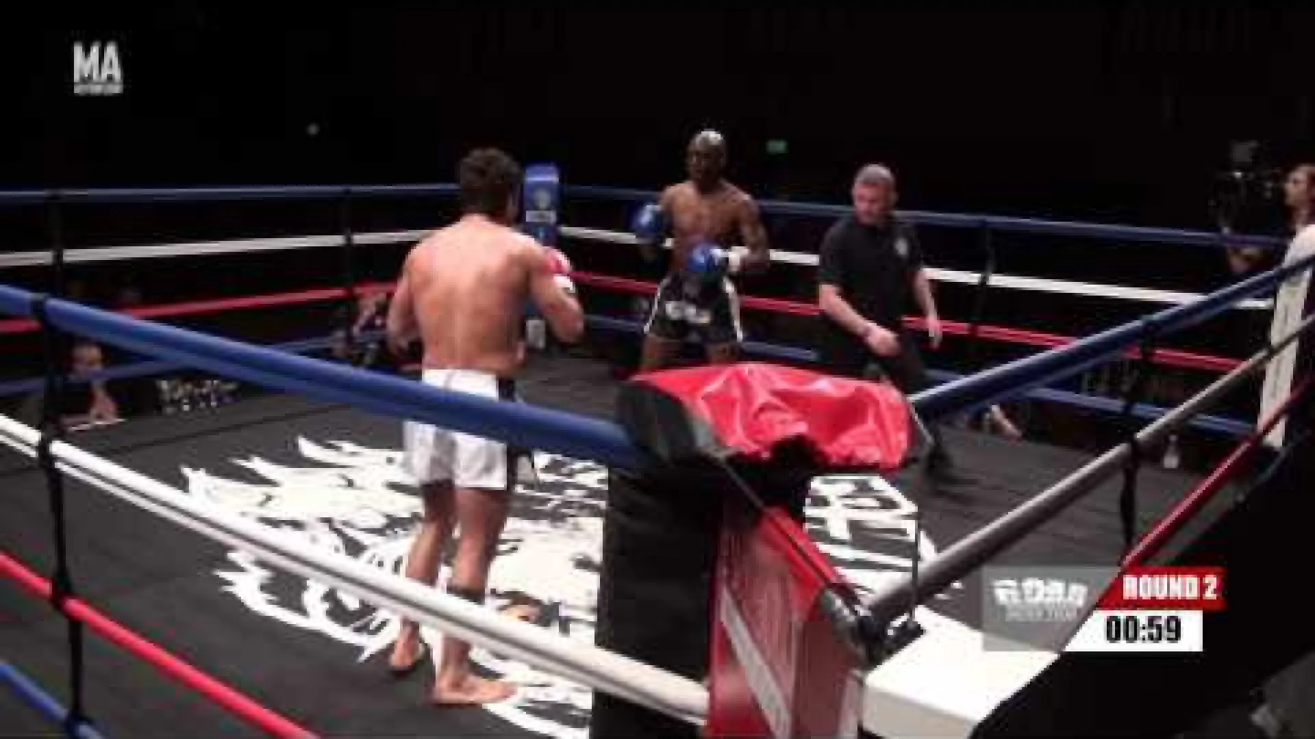 Calvin Thompson vs Francesco Tiano (Fight Video)
