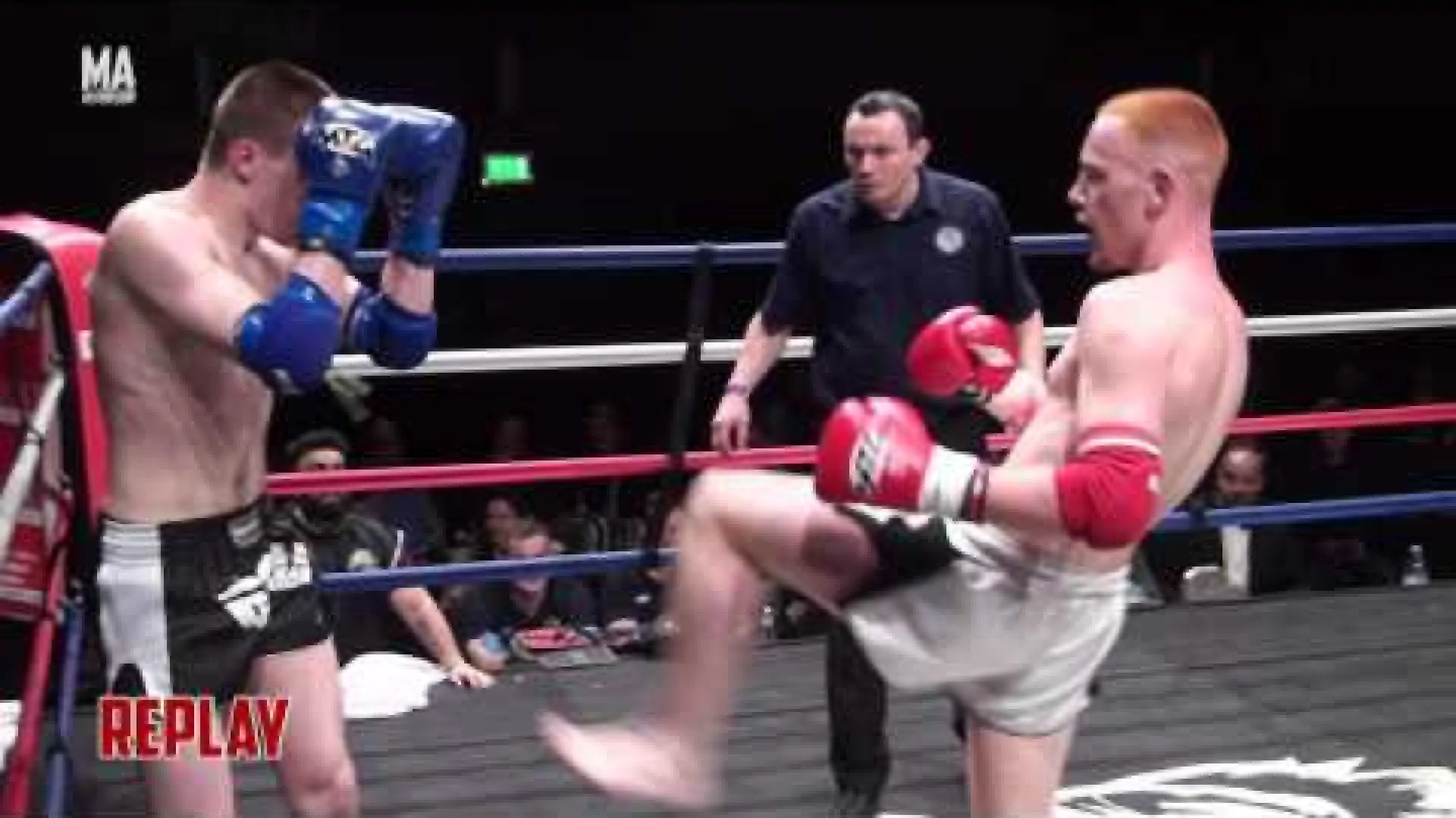 Alex Hood vs Connor Emery (Fight Video)