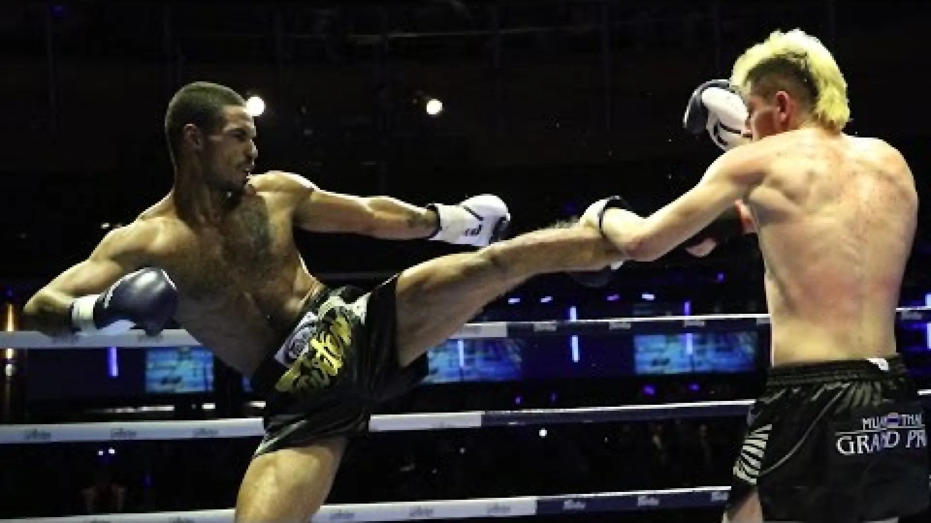 Christos Avramidis vs Conor Stewart (Fight Video)