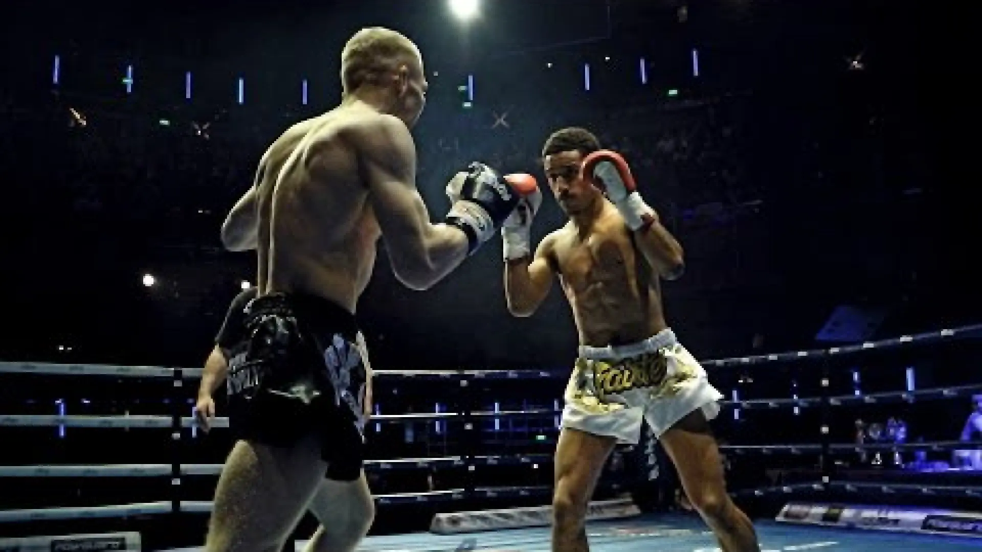 Paul Karpowoicz vs Jamie Whelan (Fight Video)