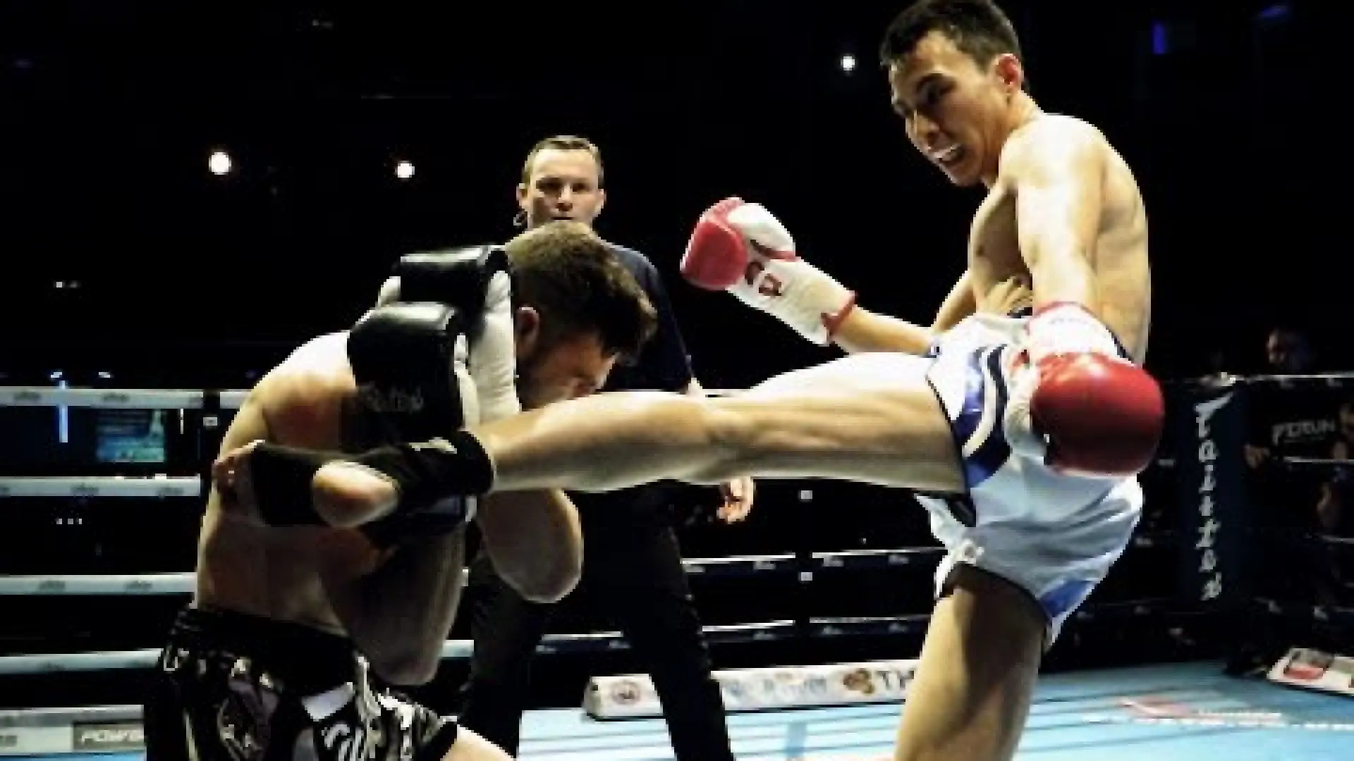 Damien Ahmed vs John Dang (Fight Video)