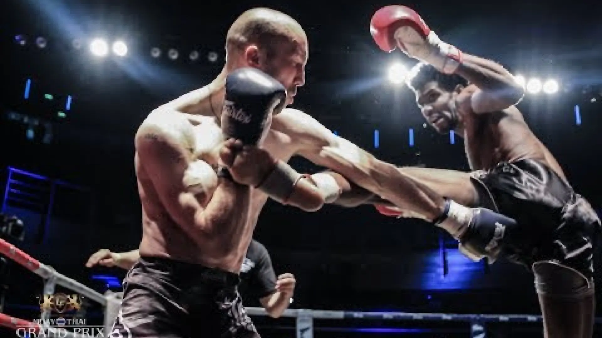 Harry Linsen vs Lawrence Brown (Fight Video)