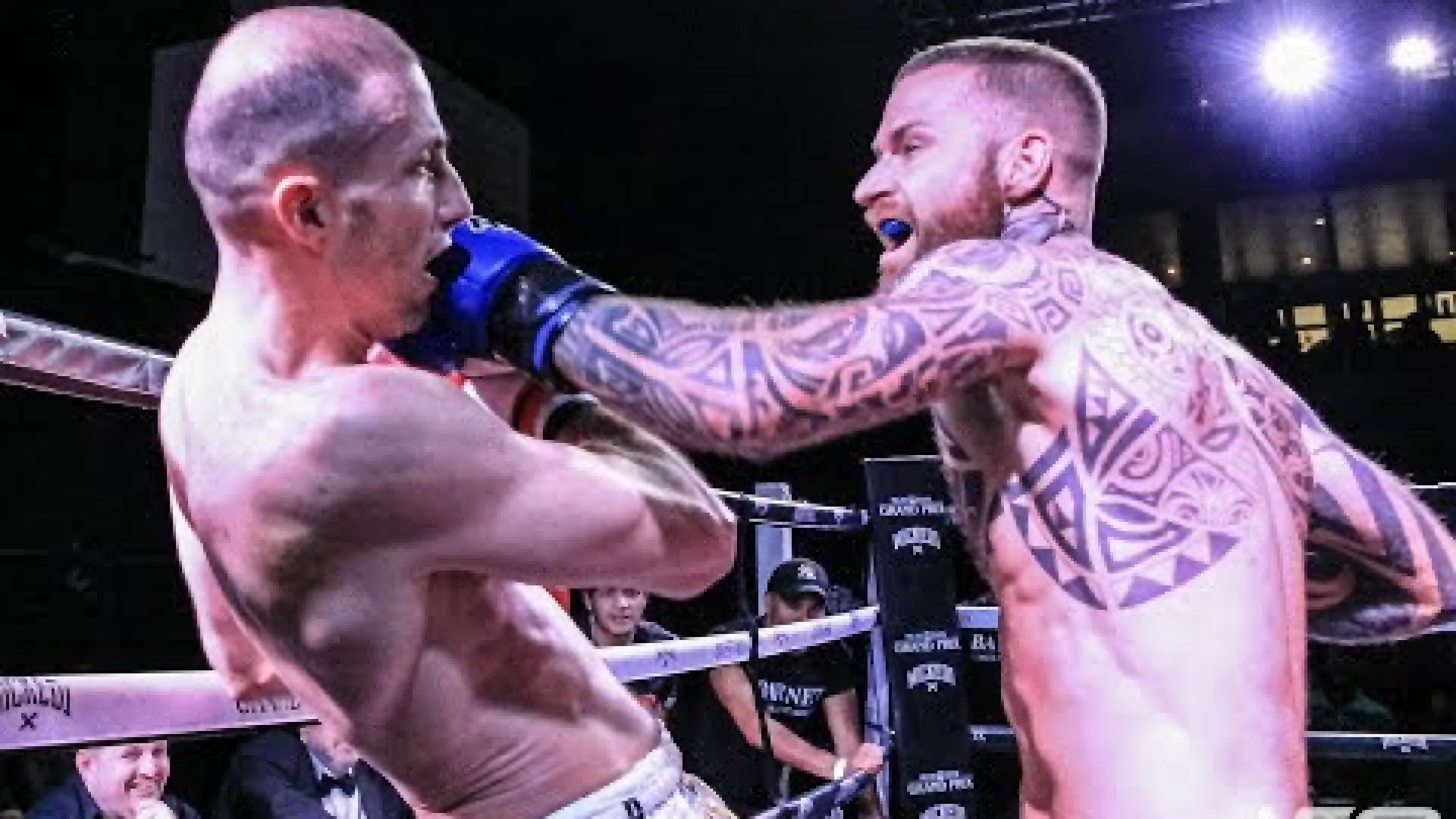 Noureddine Yamani vs Terry Leighton (Fight Video)