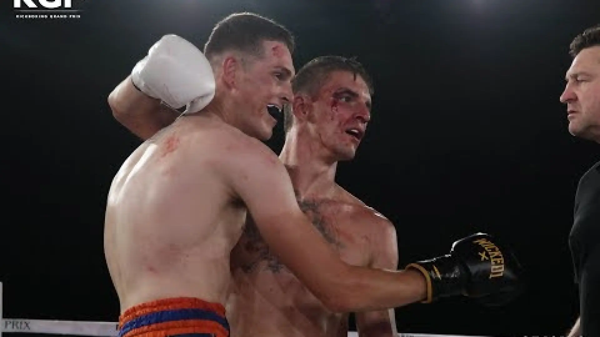 Oswald Paprocki vs Ciaran Smith (Fight Video)