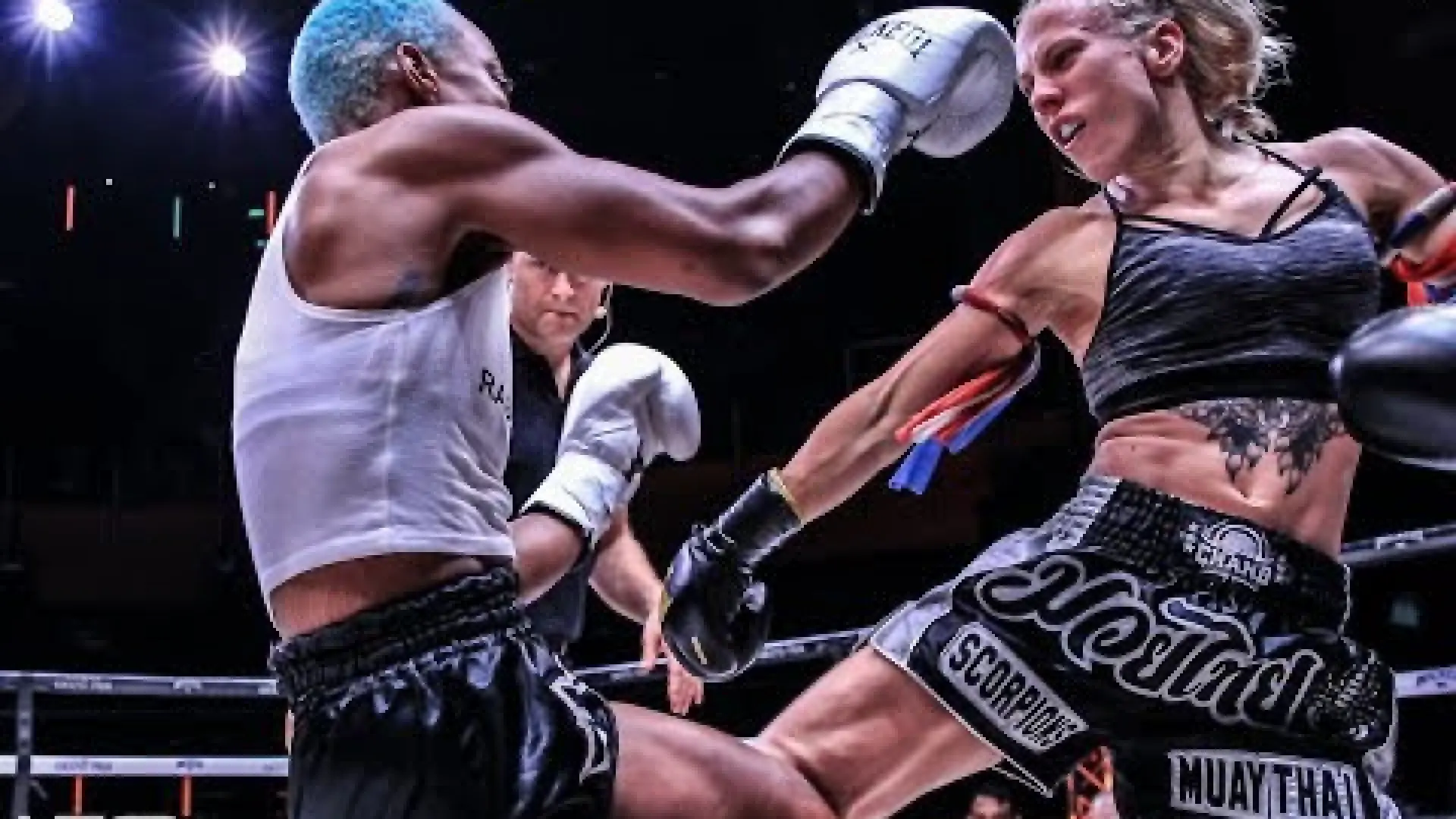 Jade Nichols vs Daniela Miranda (Fight Video)