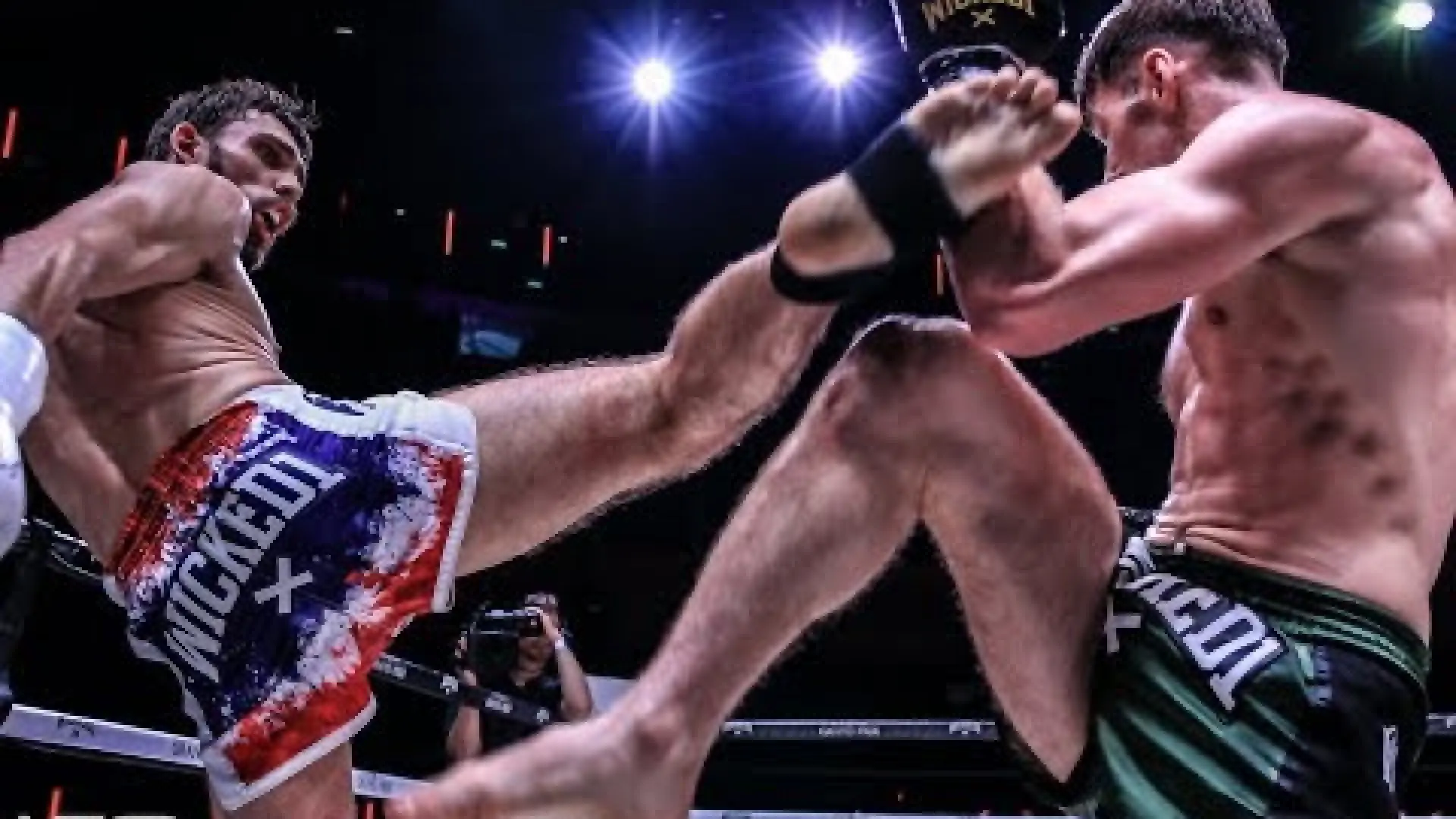 Sam Brown vs Kamil Koltan (Fight Video)