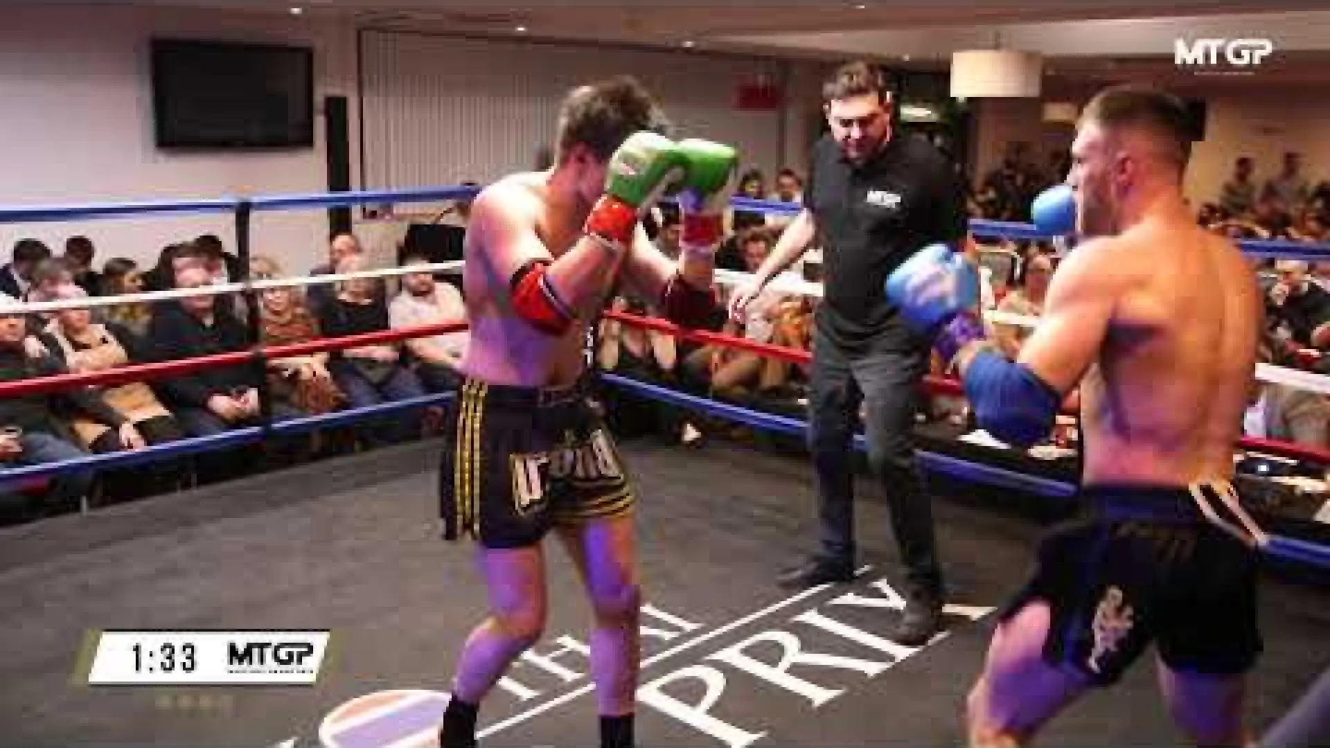 Alex Hood vs Adam Mason (Fight Video)